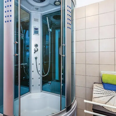 Lägenhet In With Kitchen