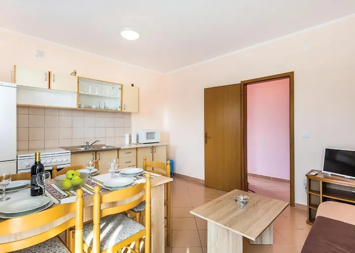 In With Kitchen Appartamento Matulji