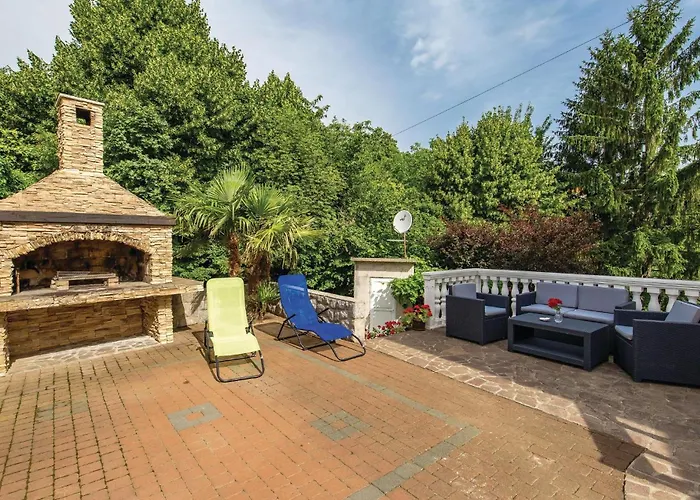 In With Kitchen شقة ماتولي